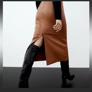 🔥NWT Zara camel brown faux leather midi skirt with drawstring. SZ XS